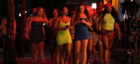 Spring breakers crowd Florida beaches as U.S. COVID-19 cases pass 11,000